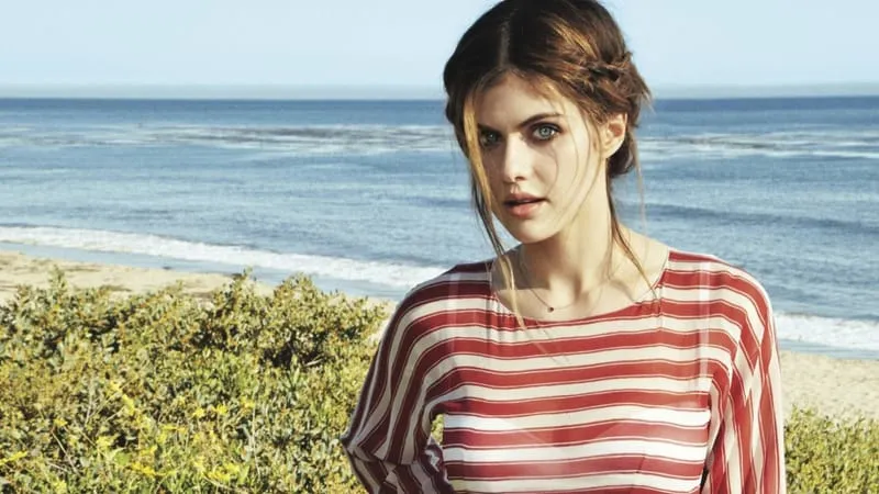 Alexandra Daddario Theme Preview Image