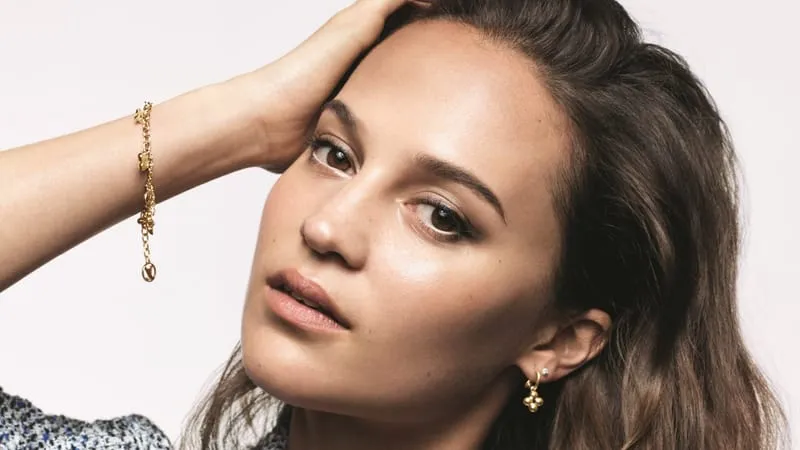 Alicia Vikander Theme Preview Image