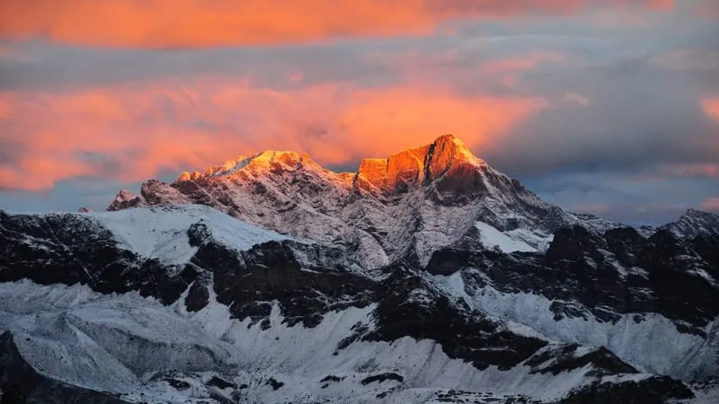 Alps Mountain Theme Preview Image