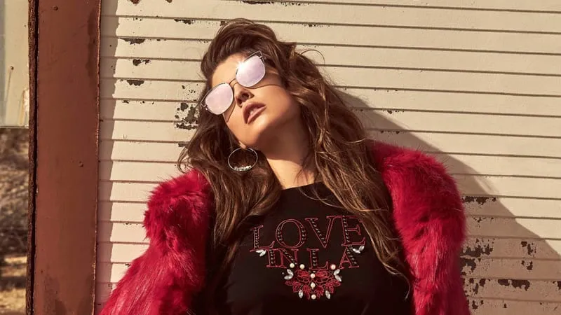 Amanda Cerny Theme Preview Image