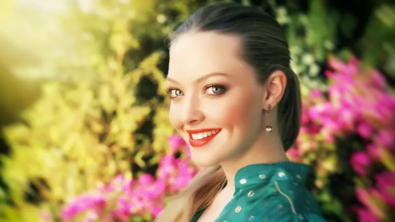 Amanda Seyfried Theme Preview Image