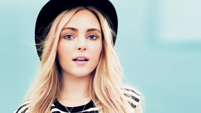 Annasophia Robb Theme Preview Image