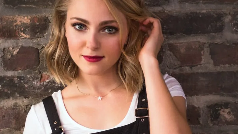 Annasophia Robb Theme Preview Image