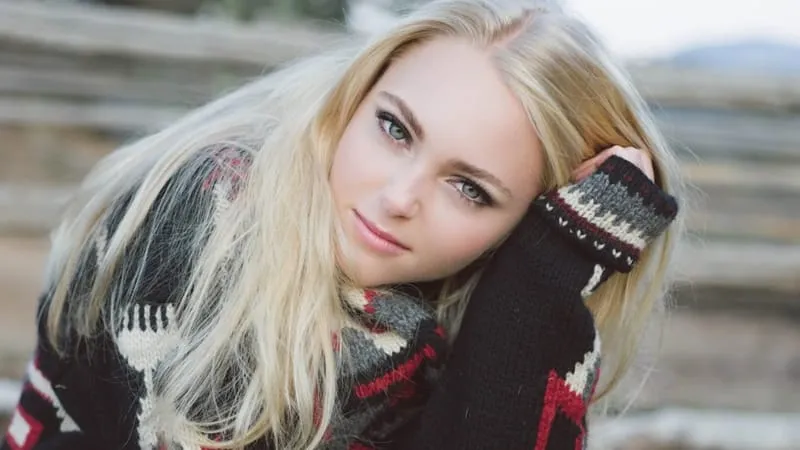 Annasophia Robb Theme Preview Image