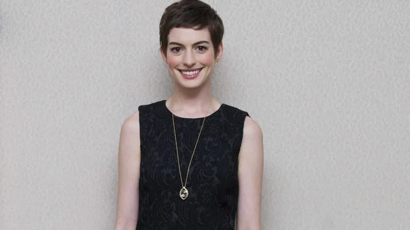 Anne Hathaway Theme Preview Image