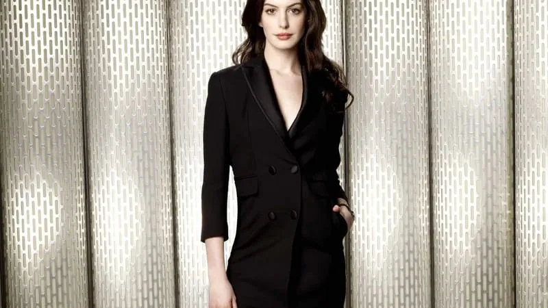 Anne Hathaway Theme Preview Image