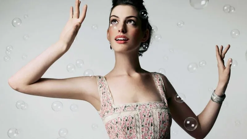 Anne Hathaway Theme Preview Image