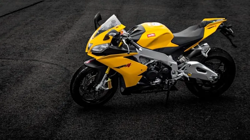 Aprilia RSV4 Theme Preview Image