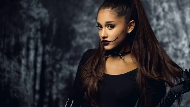 Ariana Grande Theme Preview Image