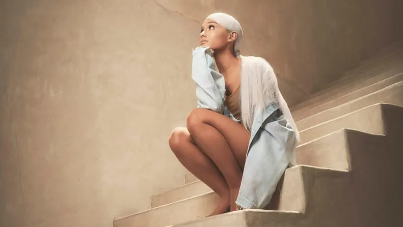 Ariana Grande Theme Preview Image