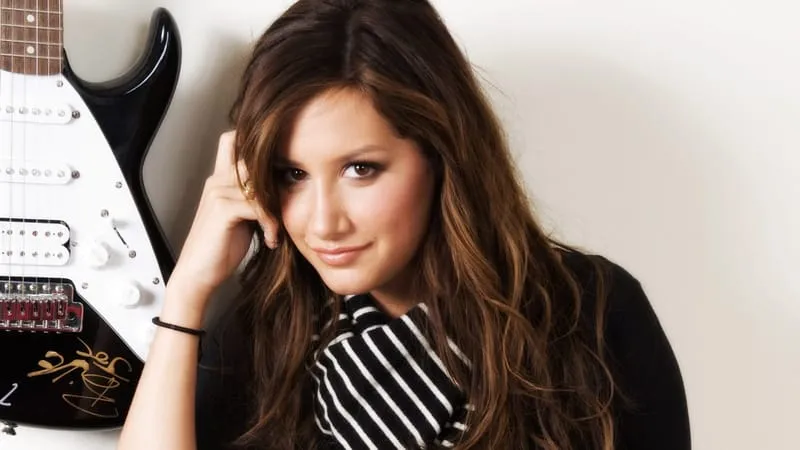 Ashley Tisdale Theme Preview Image