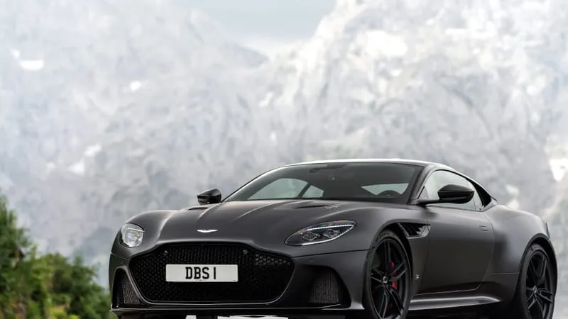Aston Martin DBS Superleggera Theme Preview Image