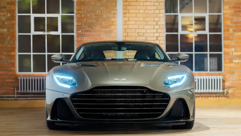 Aston Martin DBS Superleggera Theme Preview Image
