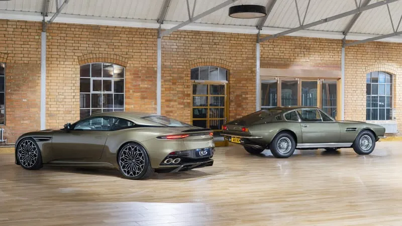 Aston Martin DBS Superleggera Theme Preview Image