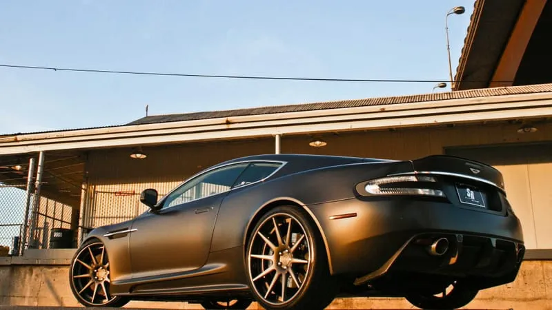 Aston Martin DBS Theme Preview Image