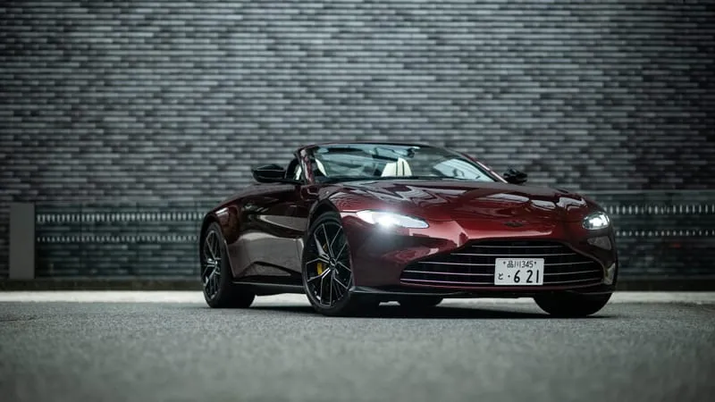 Aston Martin Vantage Roadster Theme Preview Image