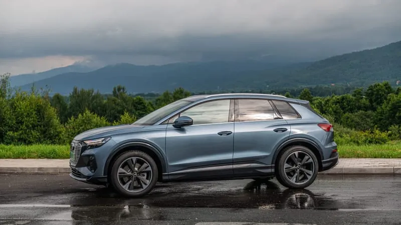 Audi Q4 e-Tron Theme Preview Image