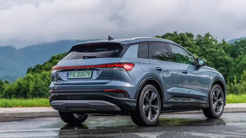 Audi Q4 e-Tron Theme Preview Image