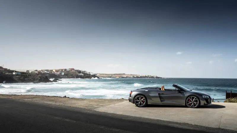 Audi R 8 V 10 Theme Preview Image