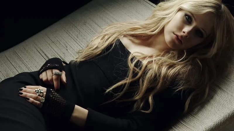 Avril Lavigne Theme Preview Image