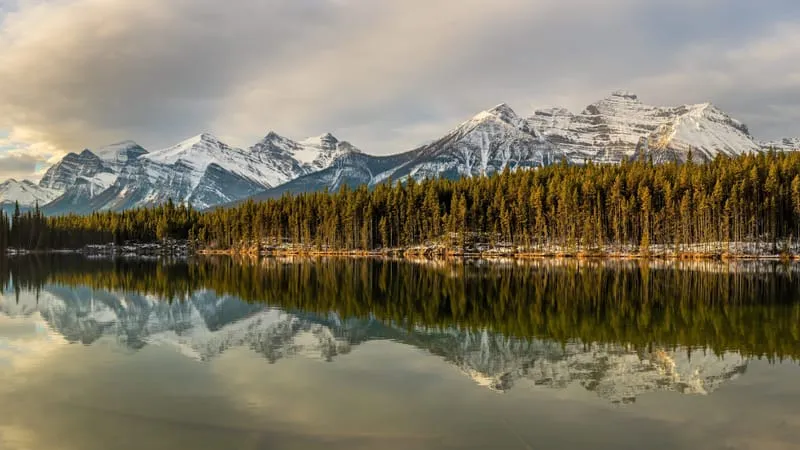 Banff National Park Theme Preview Image