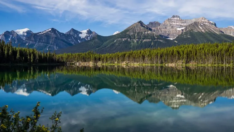 Banff National Park Theme Preview Image