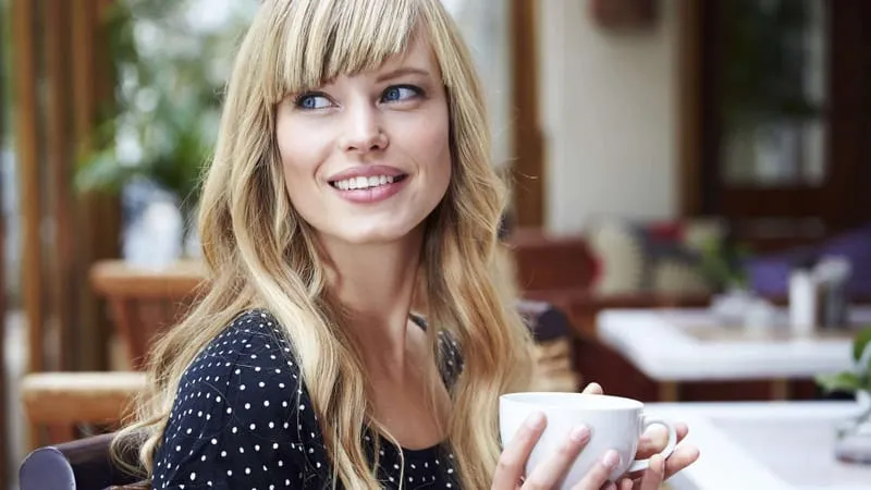 Blonde Women Theme Preview Image