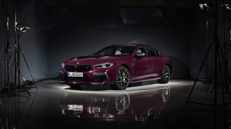 BMW M 8 Theme Preview Image