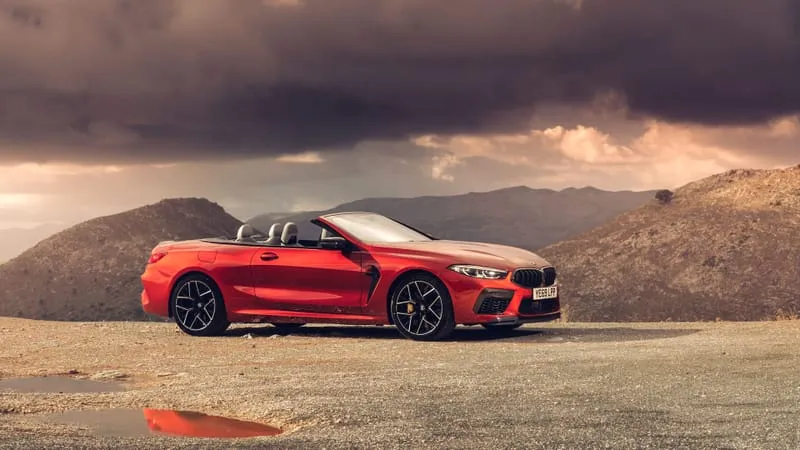 BMW M 8 Theme Preview Image