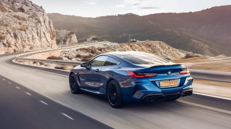 BMW M 8 Theme Preview Image