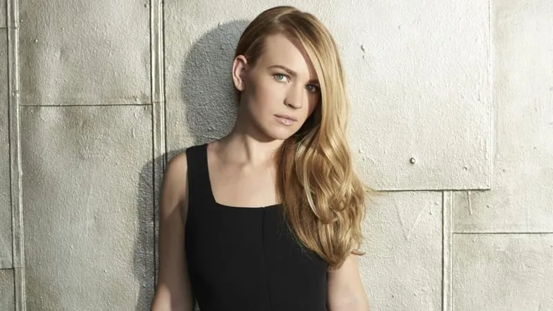 Brittany Robertson Theme Preview Image