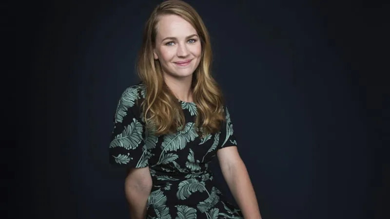 Brittany Robertson Theme Preview Image