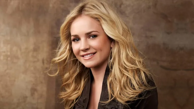 Brittany Robertson Theme Preview Image