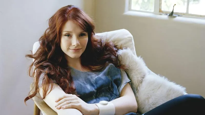 Bryce Dallas Howard Theme Preview Image