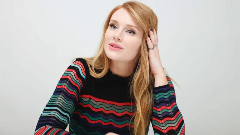 Bryce Dallas Howard Theme Preview Image