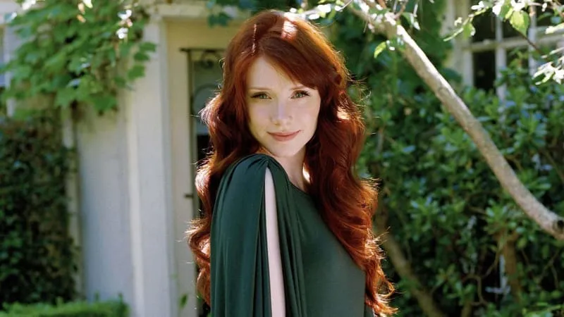 Bryce Dallas Howard Theme Preview Image