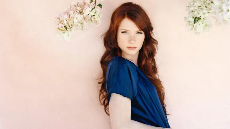 Bryce Dallas Howard Theme Preview Image