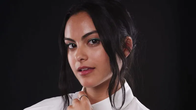 Camila Mendes Theme Preview Image