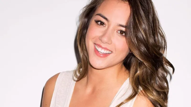 Chloe Bennet Theme Preview Image