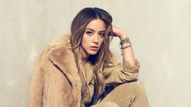 Chloe Bennet Theme Preview Image