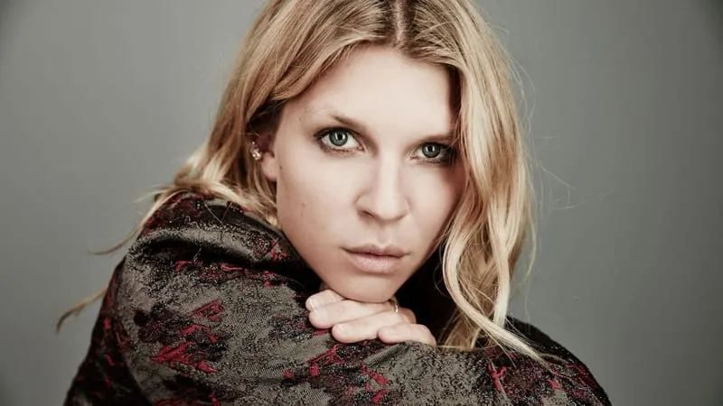 Clemence Poesy Theme Preview Image