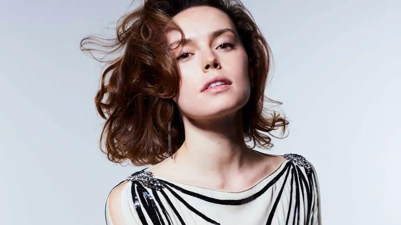 Daisy Ridley Theme Preview Image