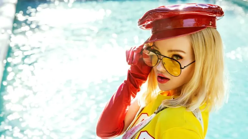 Dove Cameron Theme Preview Image