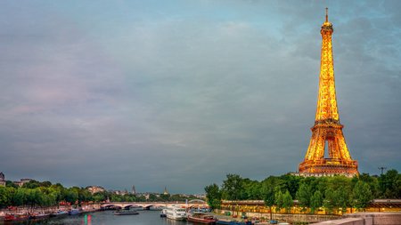 Eiffel Tower Theme Preview Image