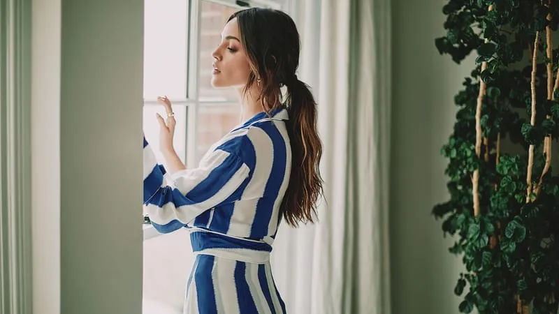 Eiza Gonzalez Theme Preview Image