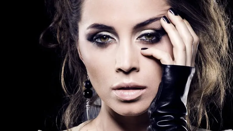 Eliza Dushku Theme Preview Image