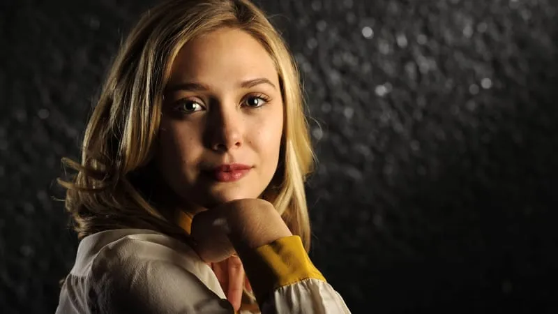 Elizabeth Olsen Theme Preview Image