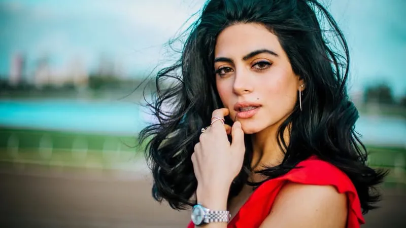 Emeraude Toubia Theme Preview Image