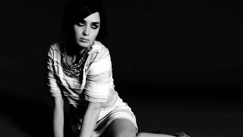 Emily Blunt Theme Preview Image