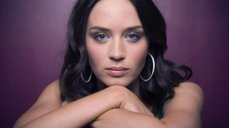 Emily Blunt Theme Preview Image